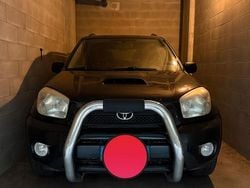 Nero Usata 2004 Toyota RAV4 SUV | 4000 € (Cara)