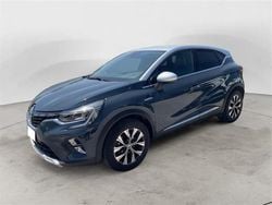 Blu scuro Usata 2022 Renault Captur Techno SUV | 18.900 € (Buon prezzo)