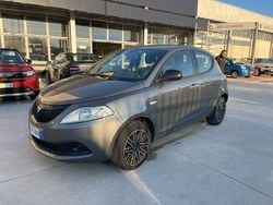 Grigio Usata 2024 Lancia Ypsilon Gold Due volumi | 13.950 € (Buon prezzo)