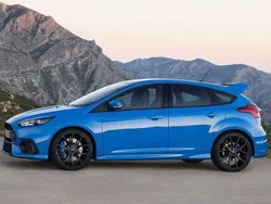 Blu/azzurro Usata 2017 Ford Focus RS Tre volumi | 42.500 €