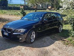 Nero Usata 2011 BMW 320 M Sport Station wagon | 8500 € (Molto cara)