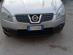 Grigio Usata 2008 Nissan Qashqai Tekna SUV | 2350 € (Ottimo prezzo)