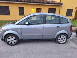 Usata 2005 Audi A2 Ambiente Due volumi | 2700 € (Buon prezzo)