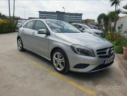 Grigio Usata 2015 Mercedes A180 Tre volumi | 11.000 € (Ottimo prezzo)