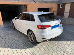 Bianco Usata 2016 Audi A3 S-Line Tre volumi | 19.000 € (Molto cara)