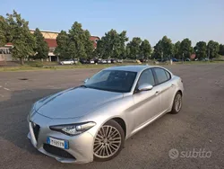 Argento Usata 2018 Alfa Romeo Giulia Super Tre volumi | 16.000 € (Super prezzo)