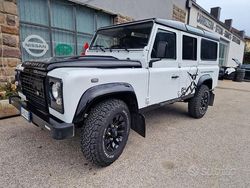 Bianco Usata 2012 Land Rover Defender SUV | 41.500 € (Cara)