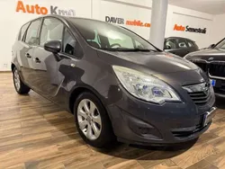 Grigio Usata 2014 Opel Meriva Monovolume | 5490 € (Buon prezzo)