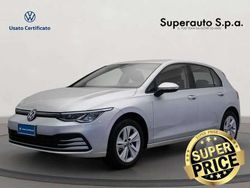 Nero Usata 2024 VW Golf VIII Life Tre volumi | 21.900 € (Ottimo prezzo)