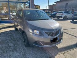 Grigio Usata 2022 Lancia Ypsilon S Due volumi | 10.950 € (Buon prezzo)