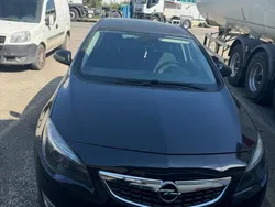 Usata 2011 Opel Astra Tre volumi | 2500 € (Buon prezzo)
