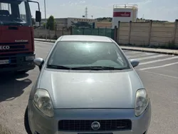 Usata 2007 Fiat Grande Punto Due volumi | 2300 € (Buon prezzo)