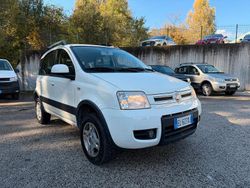 Bianco Usata 2012 Fiat Panda 4x4 Climbing Due volumi | 5800 € (Buon prezzo)