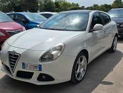 Bianco Usata 2010 Alfa Romeo Giulietta Distinctive Tre volumi | 5500 € (Molto cara)