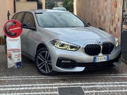 Grigio Usata 2020 BMW 116 Luxury Line Due volumi | 20.990 € (Buon prezzo)