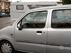 Grigio Usata 2003 Opel Agila Due volumi | 500 € (Super prezzo)