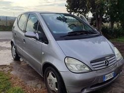 Grigio Usata 1999 Mercedes A160 Elegance Monovolume | 1300 € (Buon prezzo)