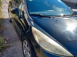 Nero Usata 2008 Peugeot 207 Station wagon | 1500 €