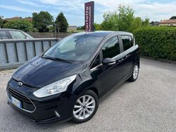 Nero Usata 2015 Ford B-MAX Titanium Monovolume | 9700 € (Molto cara)