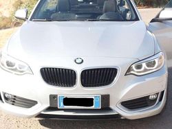 Argento Usata 2015 BMW 220 Luxury Line Cabrio | 19.400 € (Molto cara)