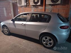Usata 2007 Alfa Romeo 147 Due volumi | 500 €