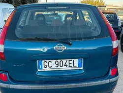 Usata 2001 Nissan Almera Tino Monovolume | 1200 €