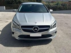 Grigio Usata 2017 Mercedes CLA200 Shooting Brake Station wagon | 16.500 € (Buon prezzo)