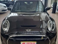 Nero Usata 2022 Mini Cooper SE Due volumi | 14.990 € (Ottimo prezzo)