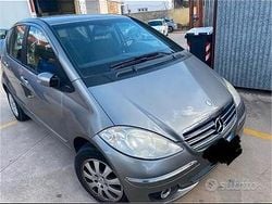 Grigio Usata 2007 Mercedes A150 Due volumi | 4000 € (Buon prezzo)