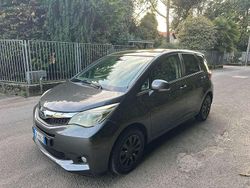 Grigio Usata 2011 Subaru Trezia Exclusive+ Due volumi | 2500 €