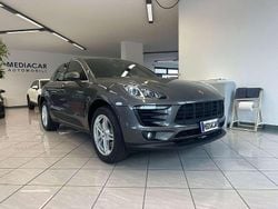 Grigio Usata 2015 Porsche Macan SUV | 40.400 € (Buon prezzo)