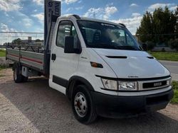 Bianco Usata 2009 Iveco Daily Furgone | 10.000 € (Buon prezzo)