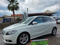 Bianco Usata 2013 Mercedes B180 Premium Monovolume | 7390 € (Buon prezzo)