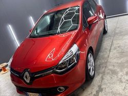 Rosso Usata 2013 Renault Clio IV Due volumi | 5500 €