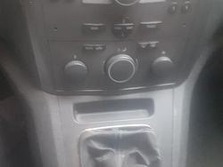 Grigio Usata 2005 Opel Zafira Monovolume | 850 € (Ottimo prezzo)