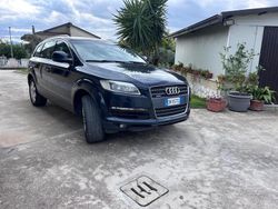 Usata 2007 Audi Q7 SUV | 7500 € (Cara)