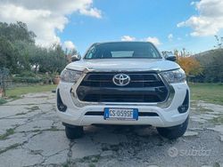 Bianco Usata 2024 Toyota HiLux Pick-up | 40.000 € (Super prezzo)