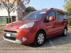 Arancione Usata 2009 Peugeot Partner Tepee Comfort Monovolume | 2900 € (Buon prezzo)