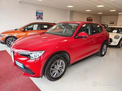 Rosso Usata 2019 Alfa Romeo Stelvio Super SUV | 23.900 € (Cara)
