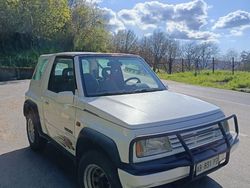 Bianco Usata 1989 Suzuki Vitara SUV | 5900 €