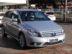Argento Usata 2013 Mercedes B180 Premium Monovolume | 7880 € (Buon prezzo)