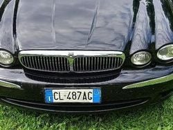 Nero Usata 2003 Jaguar X-type Tre volumi | 5000 € (Buon prezzo)