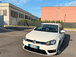 Bianco Usata 2016 VW Golf VII R-line Tre volumi | 13.500 € (Buon prezzo)