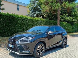 Nero Usata 2019 Lexus NX300h Sport Line SUV | 32.000 € (Molto cara)