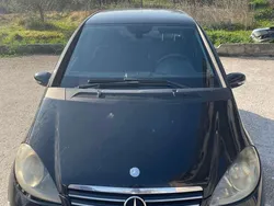 Nero Usata 2005 Mercedes A200 Avantgarde Monovolume | 800 € (Ottimo prezzo)
