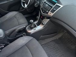 Nero Usata 2012 Chevrolet Cruze Due volumi | 2000 € (Ottimo prezzo)