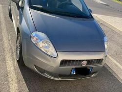 Grigio Usata 2008 Fiat Grande Punto Due volumi | 3500 € (Buon prezzo)