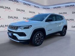 Bianco Usata 2024 Jeep Compass Altitude SUV | 29.990 € (Buon prezzo)