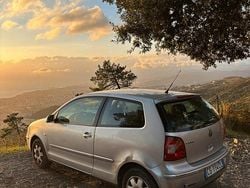 Grigio Usata 2006 VW Polo Due volumi | 1900 € (Buon prezzo)