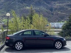 Nero Usata 2009 Audi A4 Tre volumi | 6900 € (Buon prezzo)